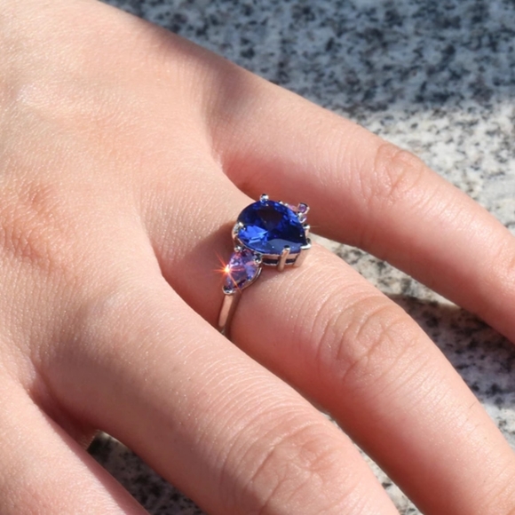 🎀925 Royal Blue Sapphire & Amethyst Ring - Picture 5 of 7